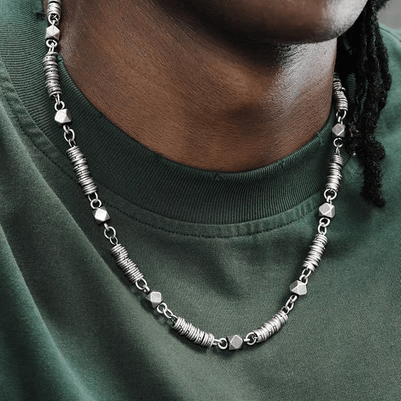 O-ring block splicing titanium steel necklace for men's hip-hop personality antique silver collarbone chain high-end and trendy INS - MOWTE