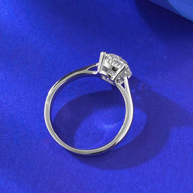 Basic Classic Style Stackable S925 Silver Inlaid 4-carat Pigeon Egg 8 * 10mm Ring - MOWTE