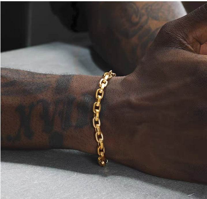 18K Gold-colored Handchain hip-hop titanium steel bracelet suitable for both men and women high-end O-shape