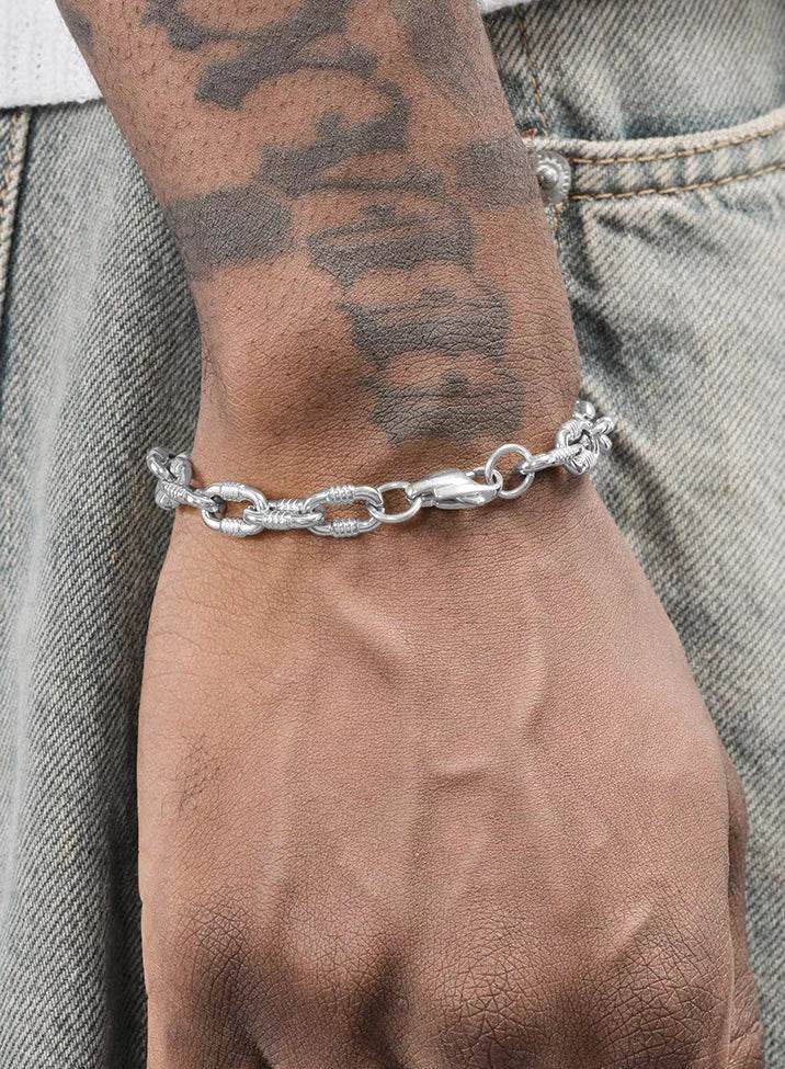 Silver titanium steel 8-shaped spiral bracelet hip-hop trend personality O-shape splicing bracelet high-end feel without fading