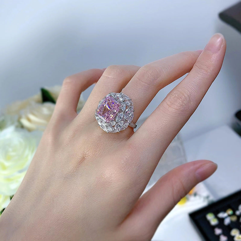 New Rich Lady's Happy Luxury Cherry Blossom Pink 10 * 12 Pink Diamond Ring