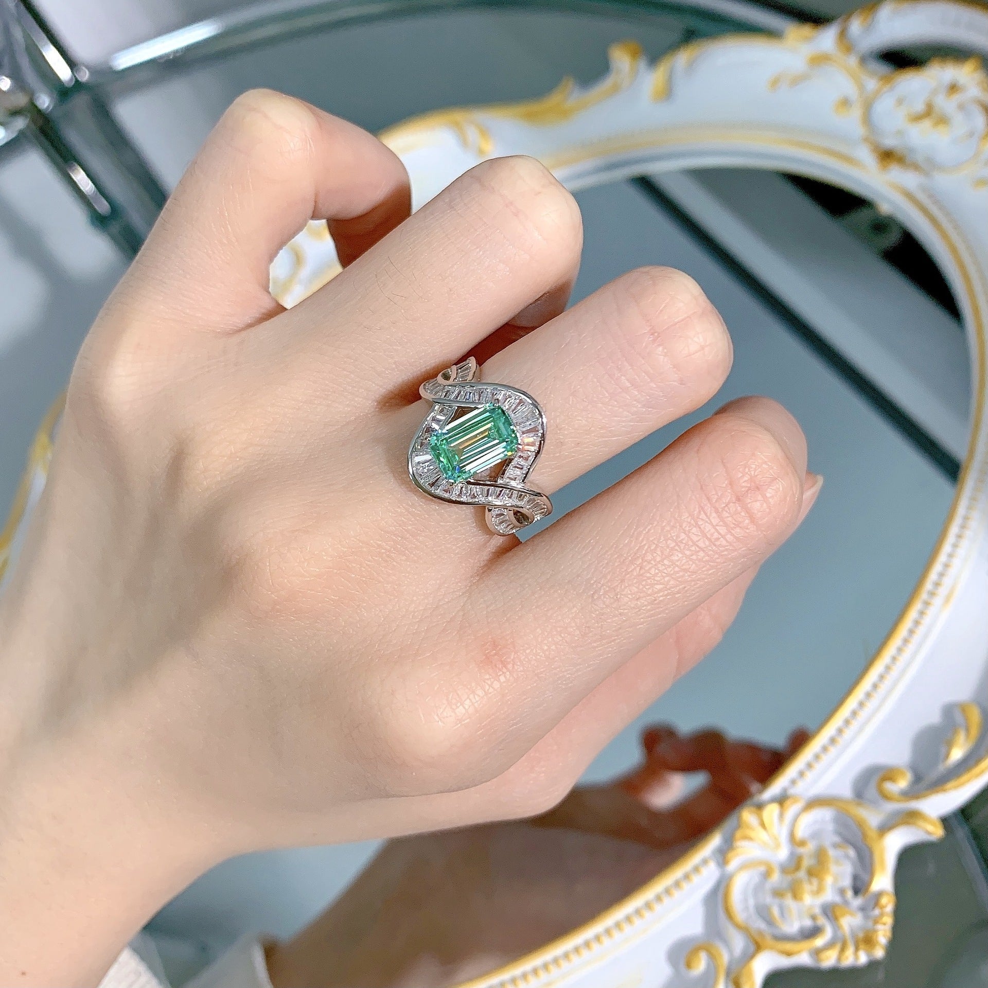 New Paraiba Color 5 * 7mm 925 Silver Female Design Fashionable Ring