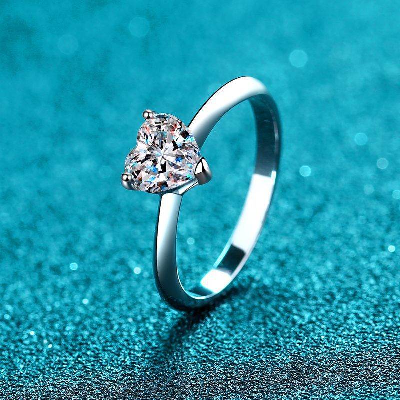 925 sterling silver women's minimalist 1ct, 2ct heart-shaped moissanite engagement ring