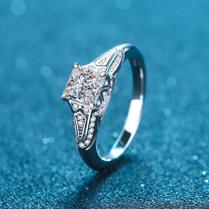 S925 silver ring with pt950 gold inlaid princess square moissanite ring for women