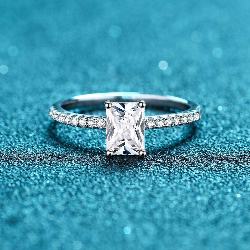 925 sterling silver with four claws 1ct,2ct Radon Chermosan stone ring
