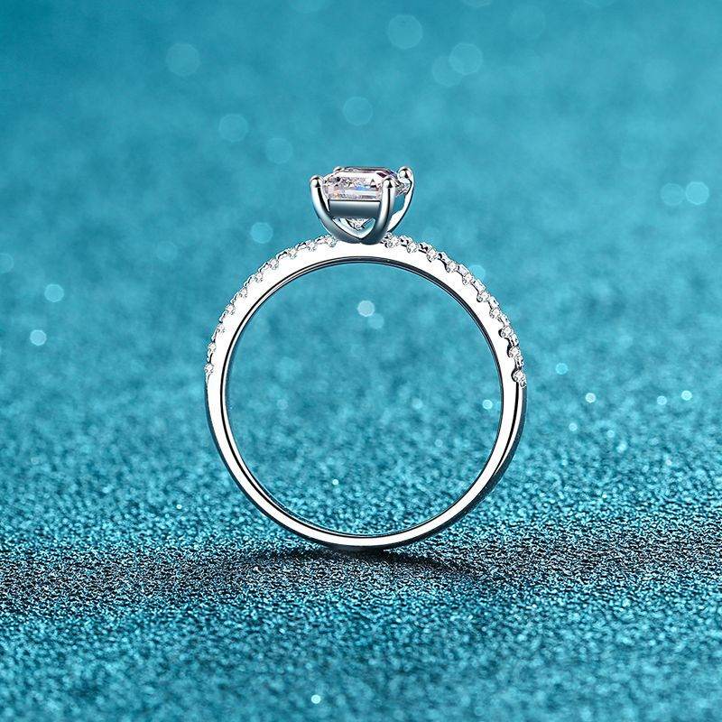 925 sterling silver with four claws 1ct,2ct Radon Chermosan stone ring