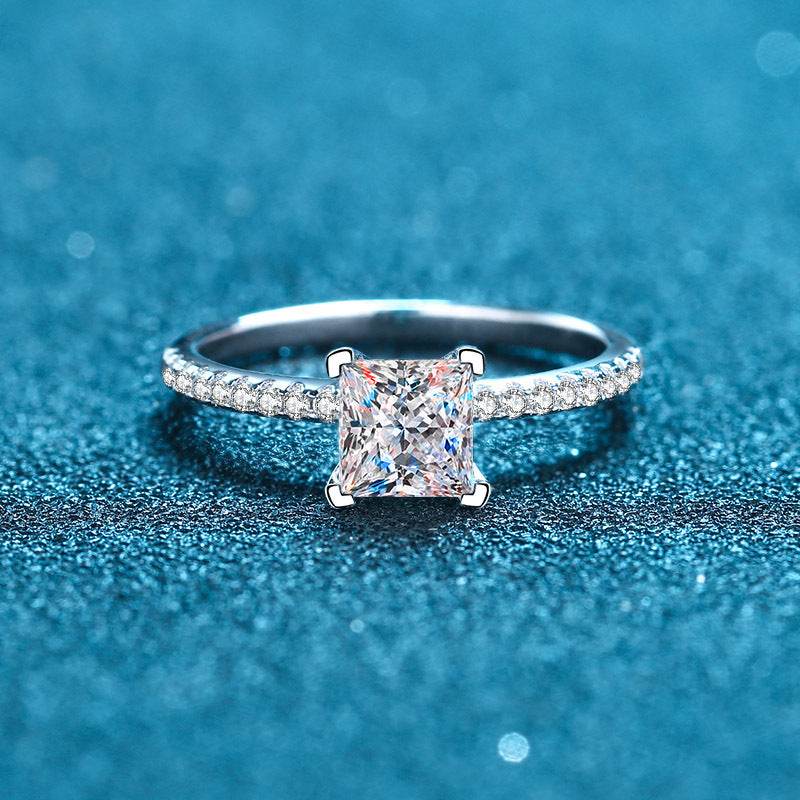 925 sterling silver women's micro set four claw 1 carat princess square moissanite ring - MOWTE