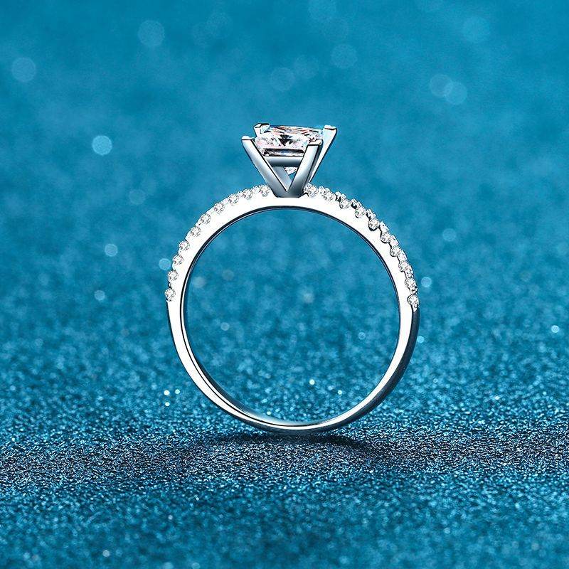 925 sterling silver women's micro set four claw 1 carat princess square moissanite ring - MOWTE