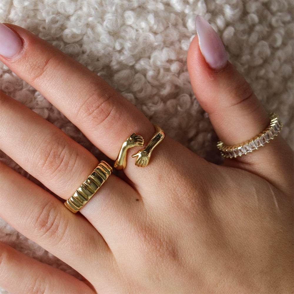 S925 sterling silver hand palm embrace joint ring - MOWTE