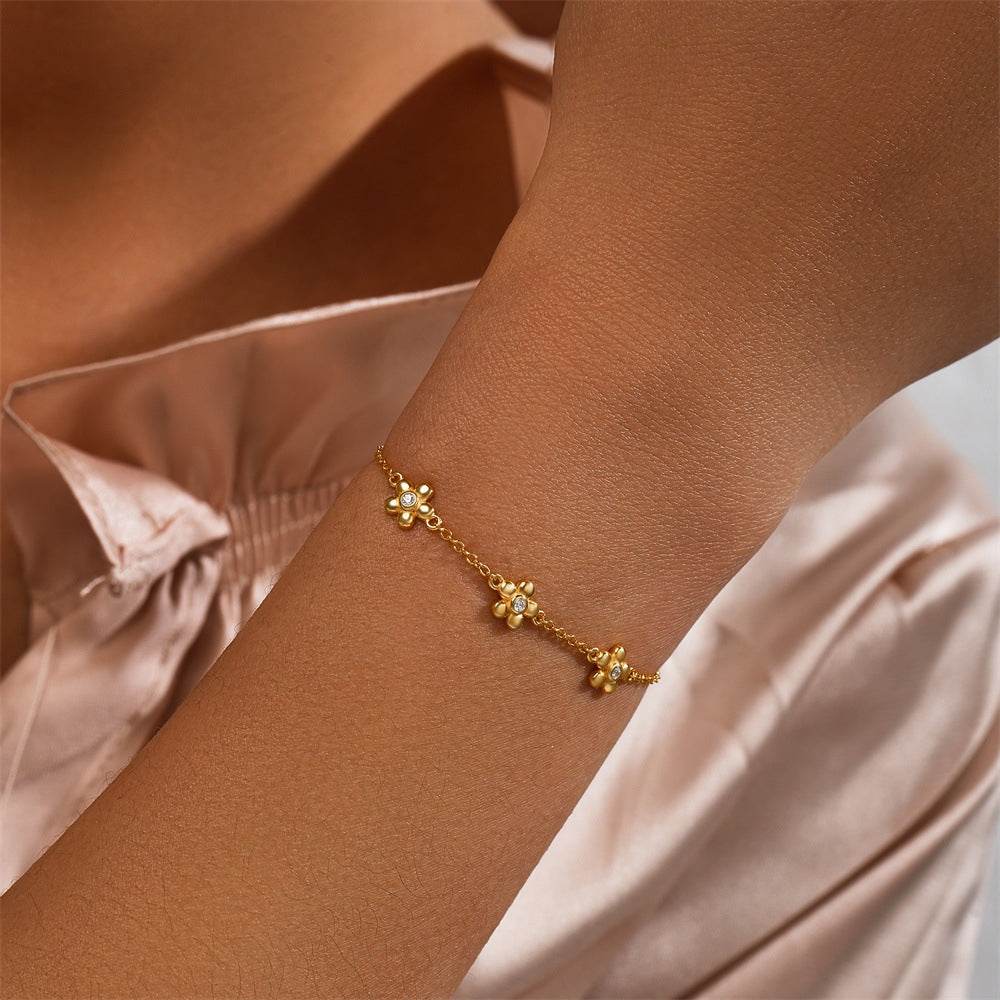 S925 sterling silver daisy sweet flower bracelet - MOWTE