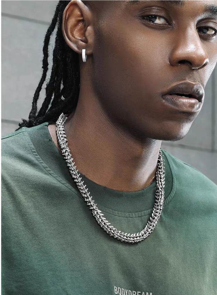 Titanium steel keel necklace men's hip-hop personality retro style domineering collarbone chain - MOWTE