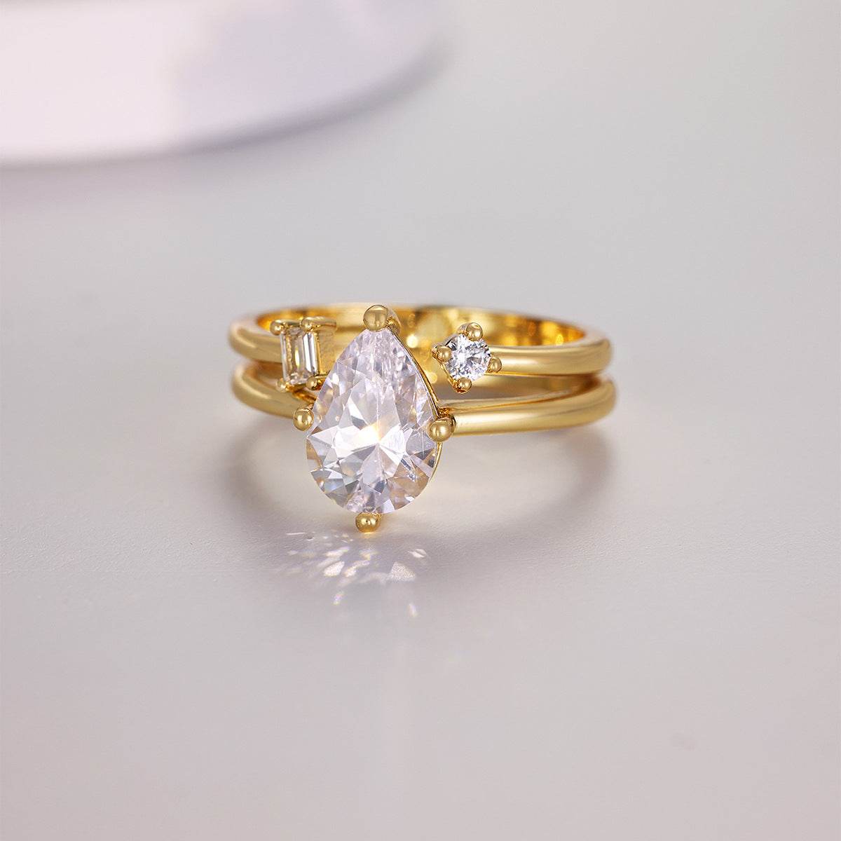 S925 Silver Two-Piece Set Moissanite Ring with 2ct Pear cut Center Stone Exquisite Stacking Wedding - MOWTE