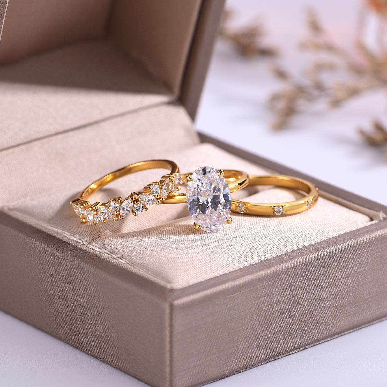 S925 Silver Three-Piece Set Moissanite Ring with 4.5ct Oval Cut Center Stone Exquisite Stacking Wedding - MOWTE