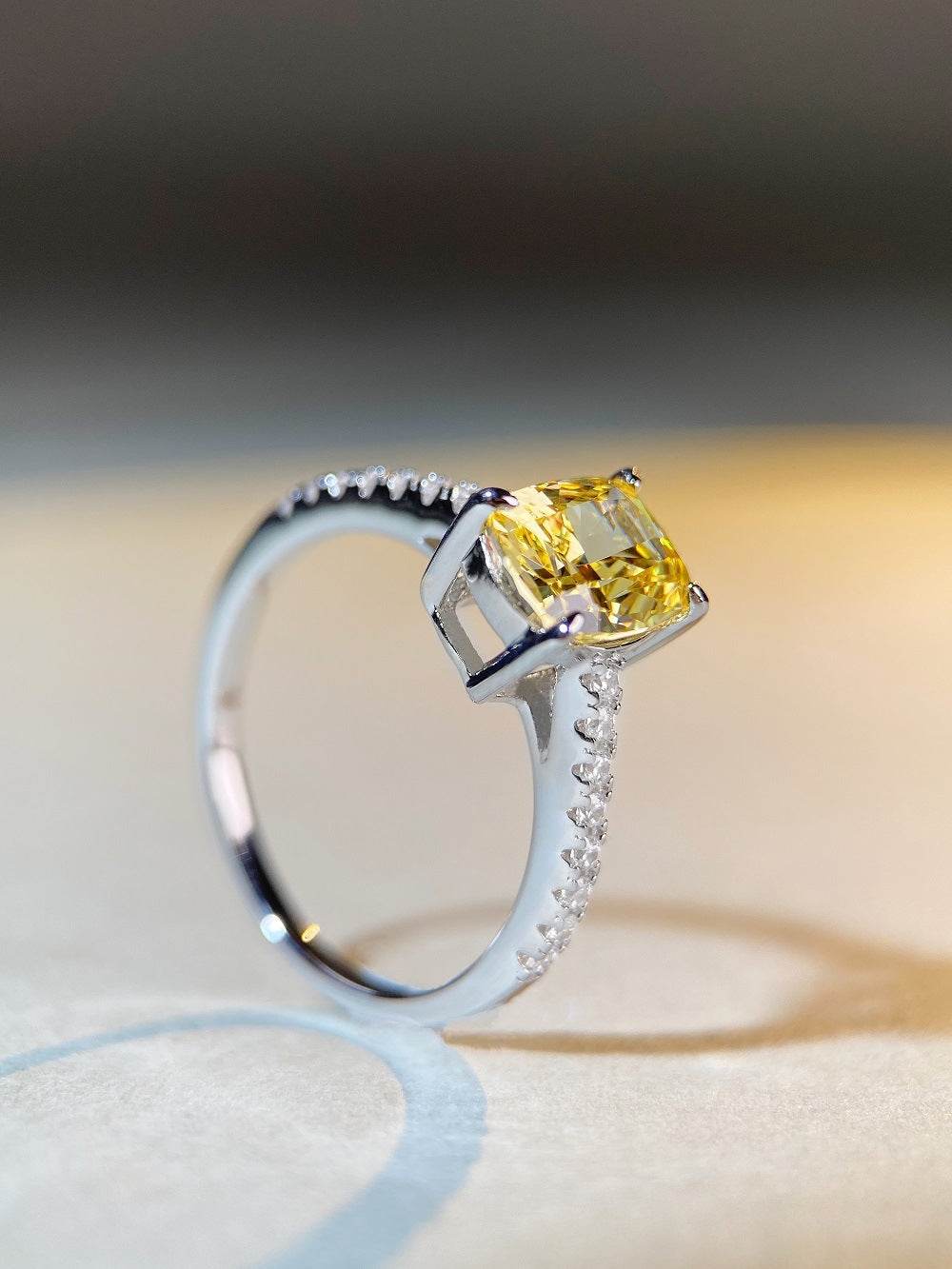 S925 Sterling Silver High-Carbon Diamond Radiant Cut Ring - MOWTE