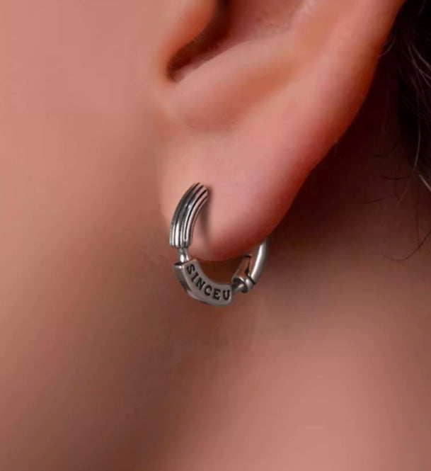 Sterling silver earrings for men and women hip-hop handsome silver ear buckles