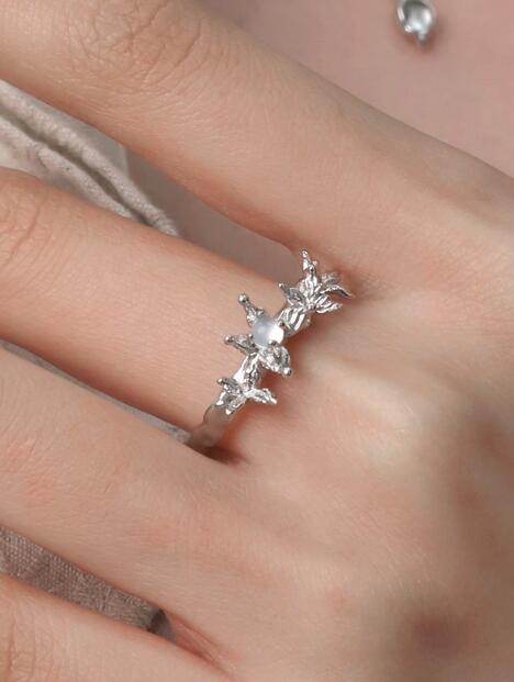 Unique Liudieying Original Sterling Silver Butterfly Ring White Agate Premium Cool Ring