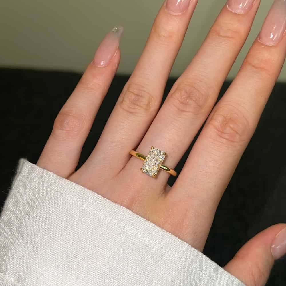 3ct Super shiny cut 6*10mm 8A-CZ diamond super flash s925 silver stackable ring