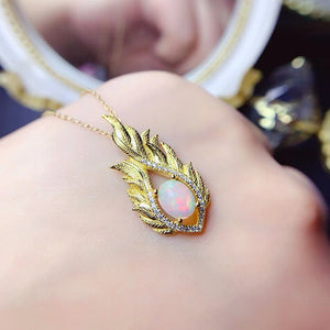 Genuine opal pendant and neckalce