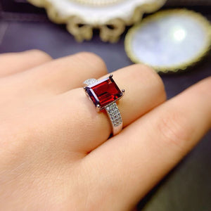 Garnet silver free size ring