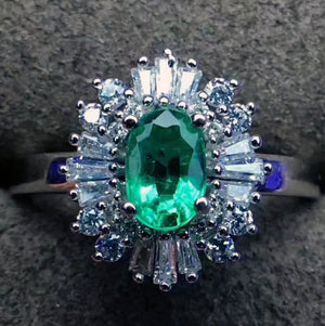 Natural silver oval cut emerald ring - MOWTE