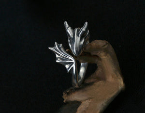 Men's fashion little white dragon sterling silver ring - MOWTE
