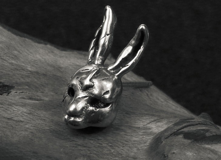 Men's fashion evil rabbit silver ear stud - MOWTE