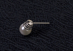 Men's fashion pearl bulb ear stud