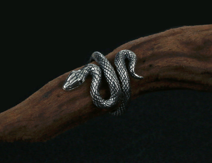 Men's fashion snake sterling silver ring