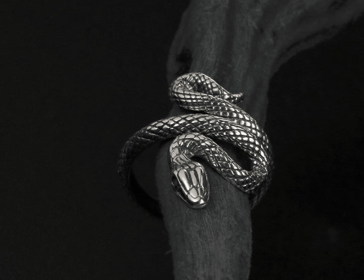 Men's fashion snake sterling silver ring