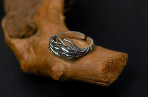 Men's fashion devil hug sterling silver ring