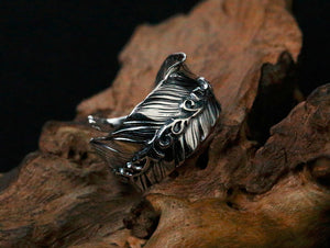 Men's vintage feather sterling silver ring
