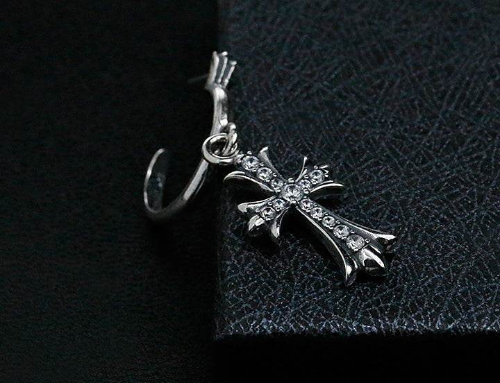 Cross Stud