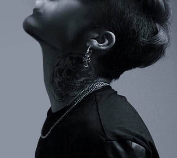 Cross Stud