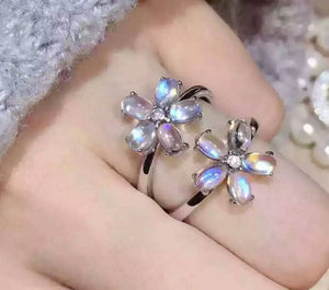 Fashion blue moonstone flower silver free size ring - MOWTE