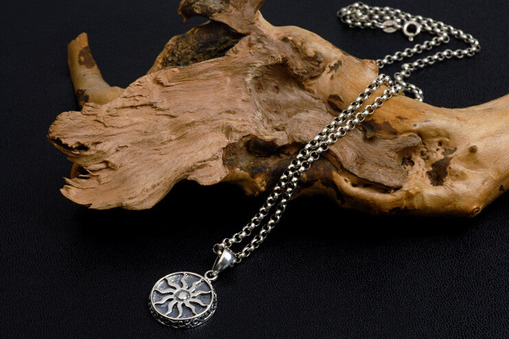 Men's elegant vintage sterling silver sun pendant & necklace - MOWTE