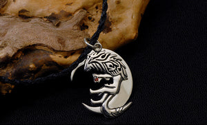 Men's fashion sterling silver moon wolf pendant & necklace - MOWTE