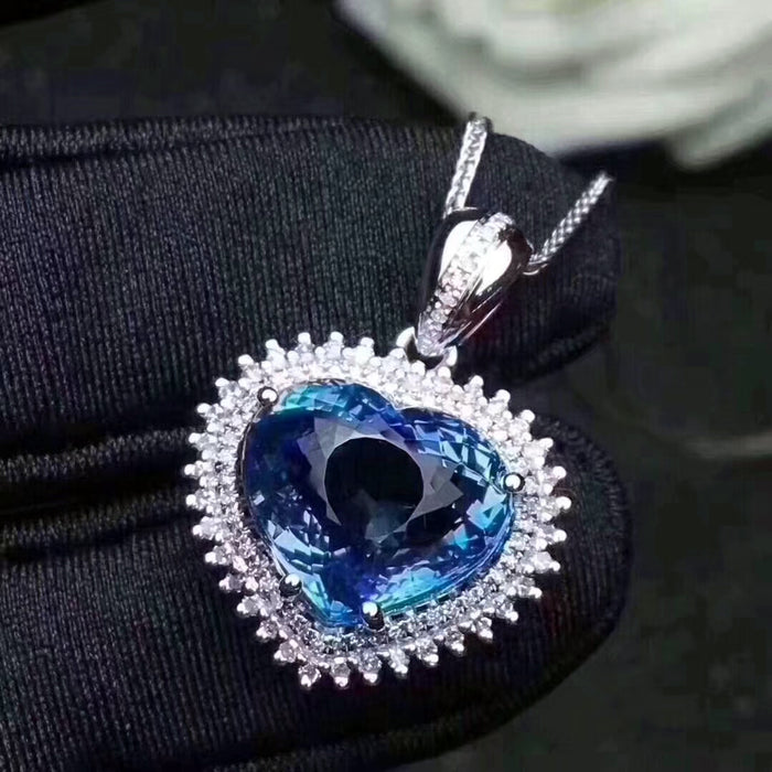 Fashion natural heart cut blue topaz sterling silver necklace